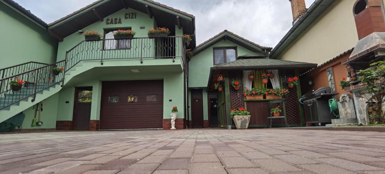 Отель Casa Cizi Кэлимэнешти Экстерьер фото
